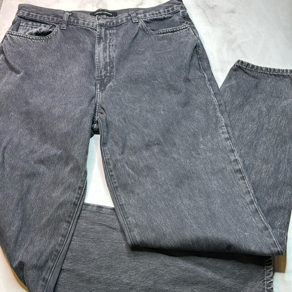 J Brand X Elsa Hosk Elsa Sunday Straight Jean in Faded Black - Picture 2 of 8